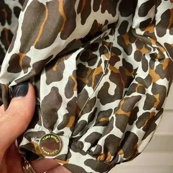 Tory Burch Leopard Print 100% Silk Long Sleeve Top Size 2 - Picture 5 of 9